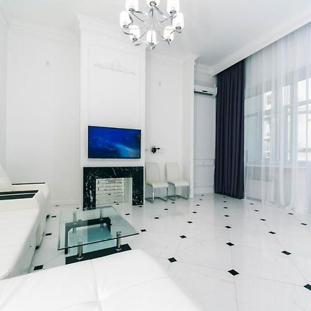 Vip Near Premier Palace & Arena City Kiev Bagian luar foto