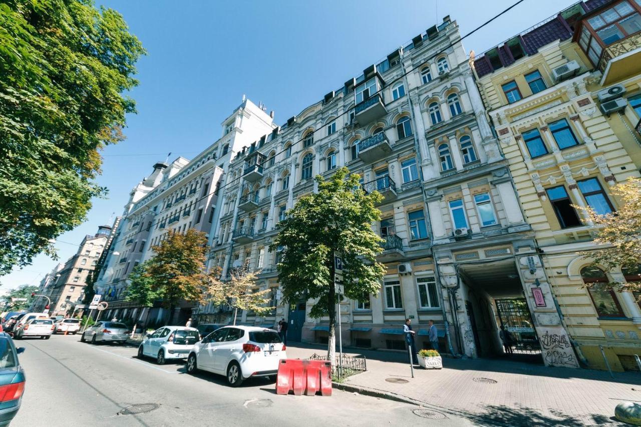Vip Near Premier Palace & Arena City Kiev Bagian luar foto